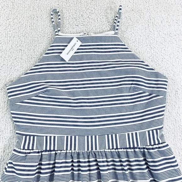Banana Republic Womens Stripe A-Line Halter Dress with Pockets Size 2, 4, 4P NWT - Picture 4 of 6